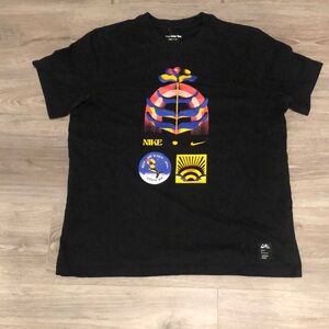 Men’s Nike Tshirt